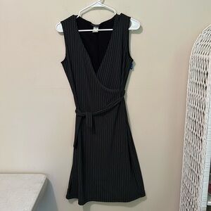 B.Moss Dress Women’s MEDIUM Black & White Wrap Front W/Tie Sleeveless